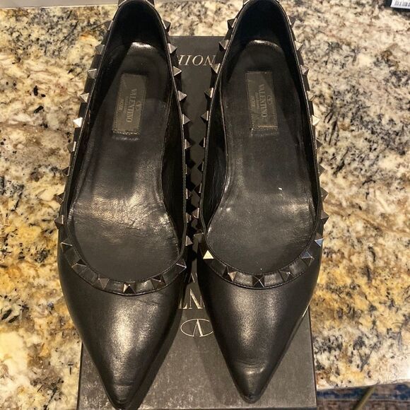 VALENTINO GARAVANI Rockstud Pointed Toe Noir Black Ballet Ballerina Flats - Picture 1 of 9